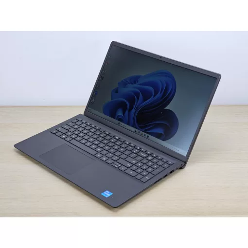 Dell Latitude 15 3510 + Iris / i5-10210U / 8GB RAM / 256GB SSD
