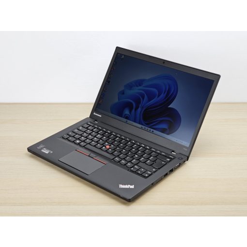 Lenovo ThinkPad Laptop T450s / i5-5300U / 4GB RAM / 256GB SSD 
