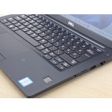 Dell Latitude 7390 Laptop / i7-8650U / 16GB RAM / 512GB SSD / Magyar billentyűzet