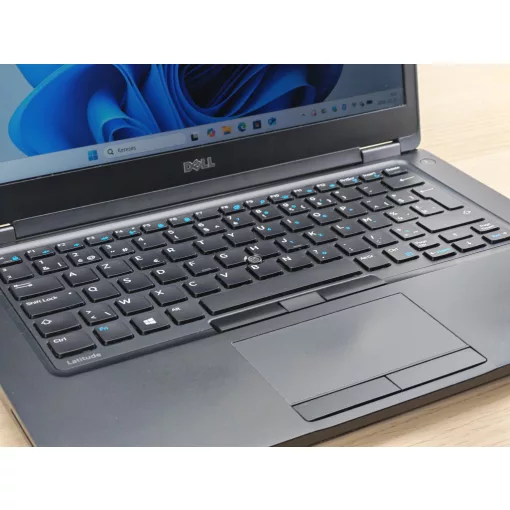 Dell Latitude Laptop 5480 / i5-7300U / 8GB RAM / 256GB SSD