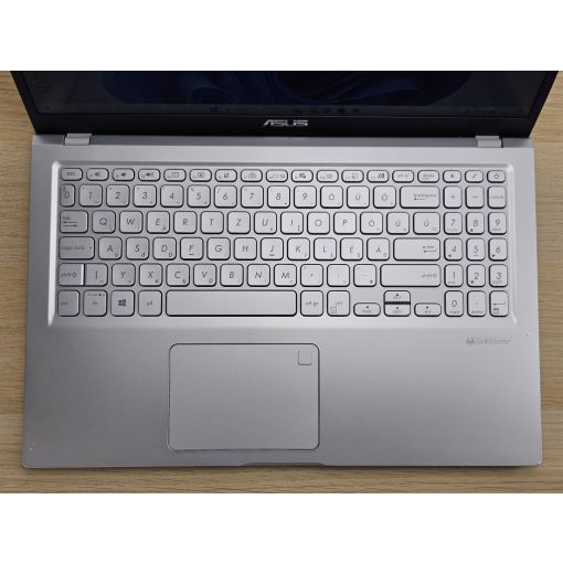 Asus 15 X515E Laptop + Iris XE / i5-1135G7 / 8GB RAM / 256GB SSD / Magyar billentyűzetes
