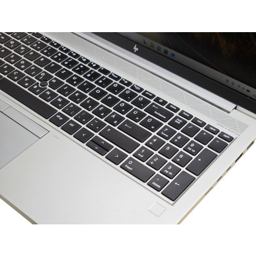 HP Elitebook 850 G8 + Iris Xe / i5-1145G7 / 16GB RAM / 256GB SSD / Magyar billentyűzet