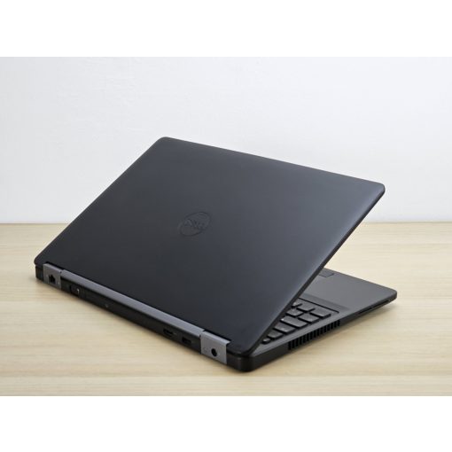 Dell Latitude E5570 használt laptop i5-6300U processzorral, 8GB RAM-mal és 256B SSD-vel