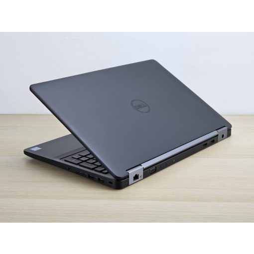 Dell Latitude E5570 használt laptop i5-6300U processzorral, 8GB RAM-mal és 256B SSD-vel