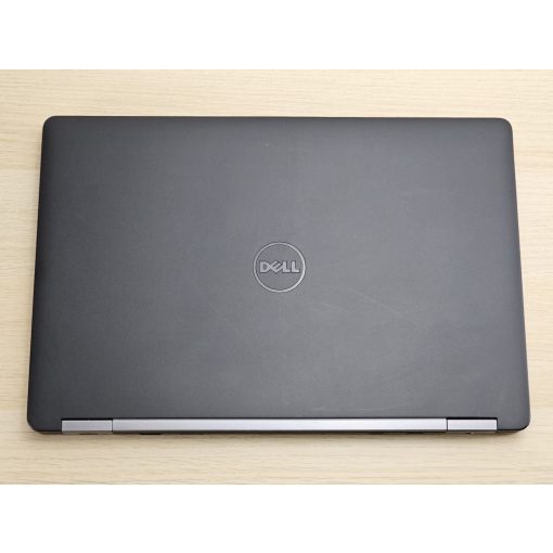 Dell Latitude E5570 használt laptop i5-6300U processzorral, 8GB RAM-mal és 256B SSD-vel