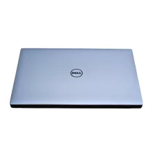 Dell Precision 5520 + Nvidia / i7-7820HQ / 12GB RAM / 256GB SSD