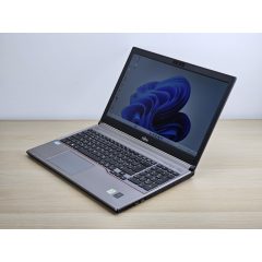   Fujitsu LifeBook E754 Laptop / i5-4210M / 8GB RAM / 128GB SSD