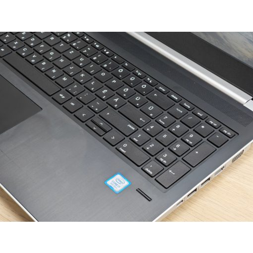 HP ProBook 450 G5 Laptop / i7-8550U / 16GB RAM / 256GB SSD / Magyar billentyűzet