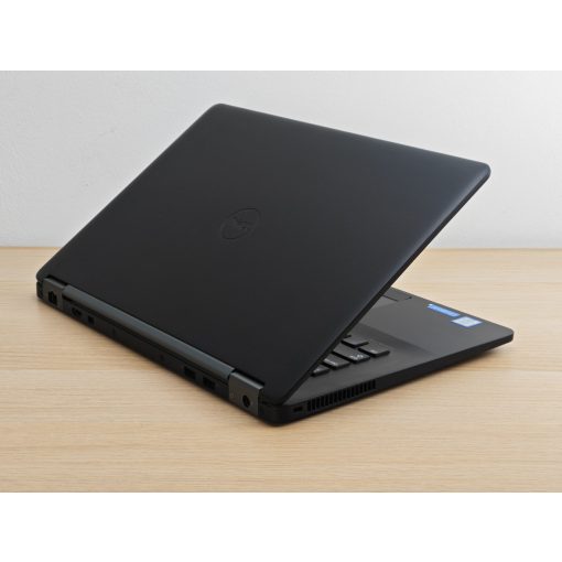 Dell Latitude Latitude E7470, i5-6200U, 16GB RAM, 128GB SSD, Magyar billentyűzet