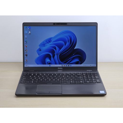 Használt Dell Latitude 5500 laptop, i5-8365U, 16GB RAM, 256GB SSD, felúított, garanciával