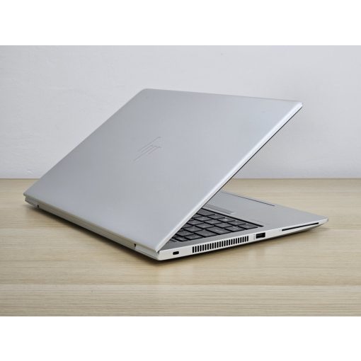 HP EliteBook 840 G6 Laptop / i5-8365U / 8GB RAM / 128GB SSD / Érintőképernyős / Magyar billentyűzet