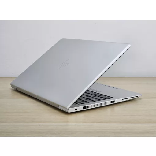HP EliteBook 840 G6 Laptop / i5-8365U / 8GB RAM / 128GB SSD / Érintőképernyős / Magyar billentyűzet