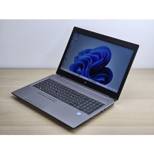 HP Zbook 15 G5 + NVIDIA / i7-8850H / 16GB RAM / 256GB SSD / Magyar billentyűzet