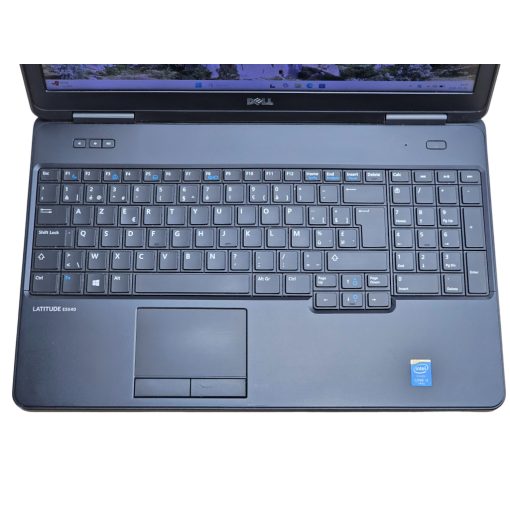 Dell Latitude E5540 + Nvidia / i5-4320U / 8GB RAM / 256GB SSD