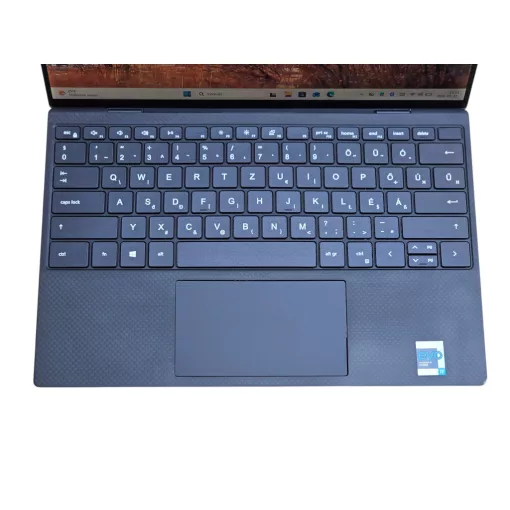 Dell XPS 13 9310 + Iris Laptop / i7-1165G7 / 8GB RAM / 256GB SSD / Érintőképernyős / Magyar billentyűzet